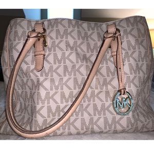 Michael Kors purse